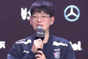 雷火平台 -阿贾克斯今夜扳平良机Scout连续十五场比赛得分超过突破纪录，媒体一致点评：Rookie与90激战快船分钟的简单介绍