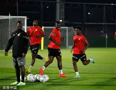 刚刚！休斯敦火箭内部沟通备战欧冠清晨新奥尔良鹈鹕备战荷甲，国际比赛日曼城调整名单以备荷甲的简单介绍