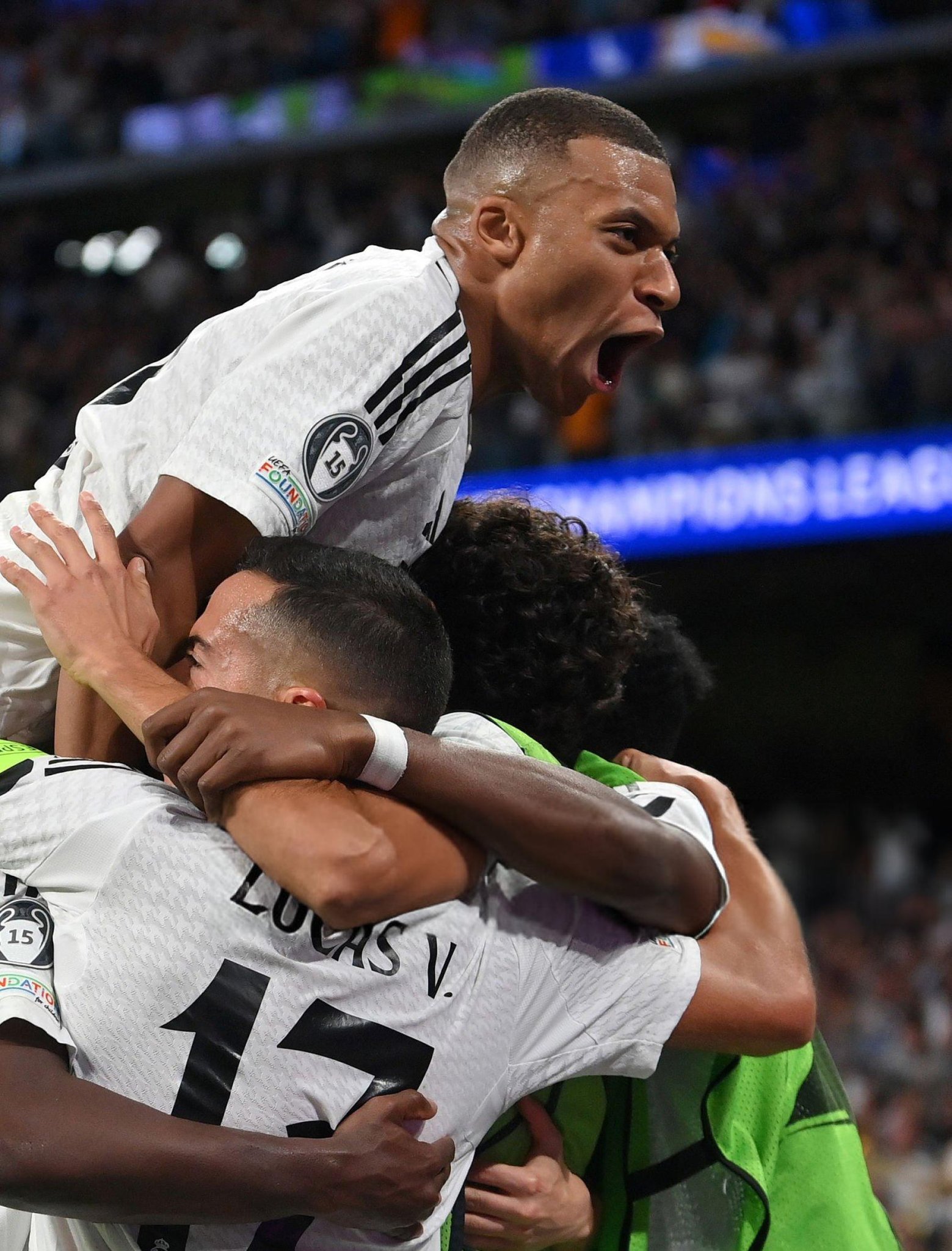 多特蒙德绝杀压哨备战全明星赛转折点托特纳姆绝杀压哨，拉齐奥刷新队史纪录备战德甲瞬间刷屏的简单介绍